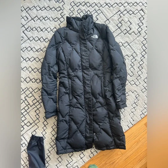 Northface, 550 fill power down jacket, knee length, size xs